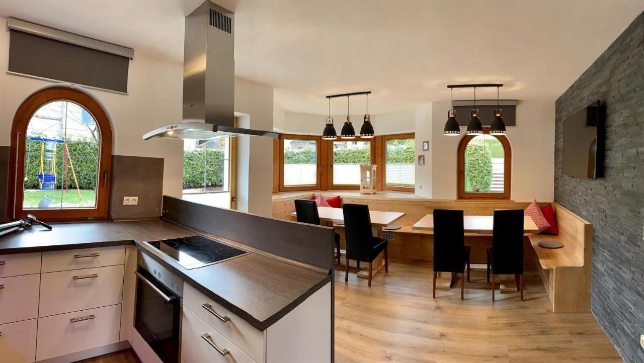 Chalet Neuhaus Ried im Zillertal Eksteriør bilde